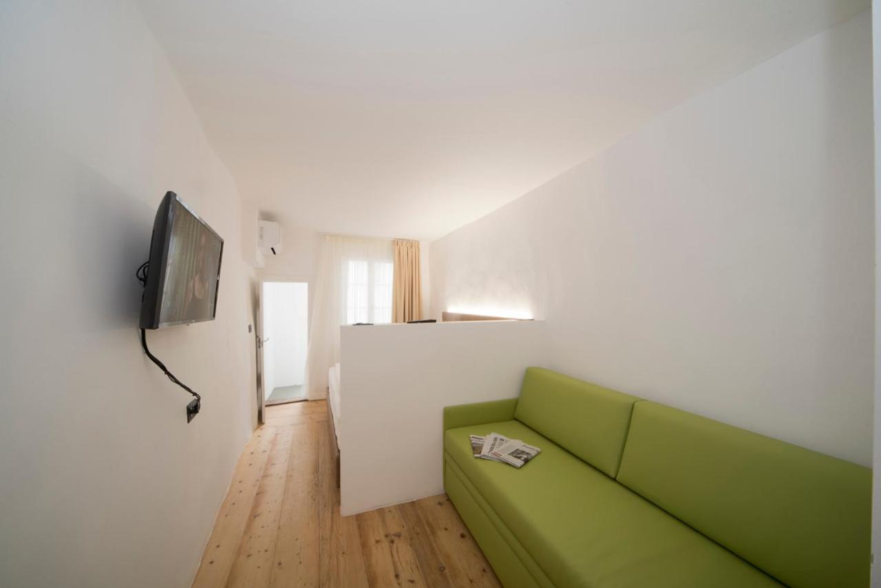 Sir Thomas Bed And More Bolzano Exterior foto